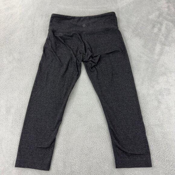 Lululemon Cropped Grey Leggings Wo Mens Size 4 - Picture 1 of 5